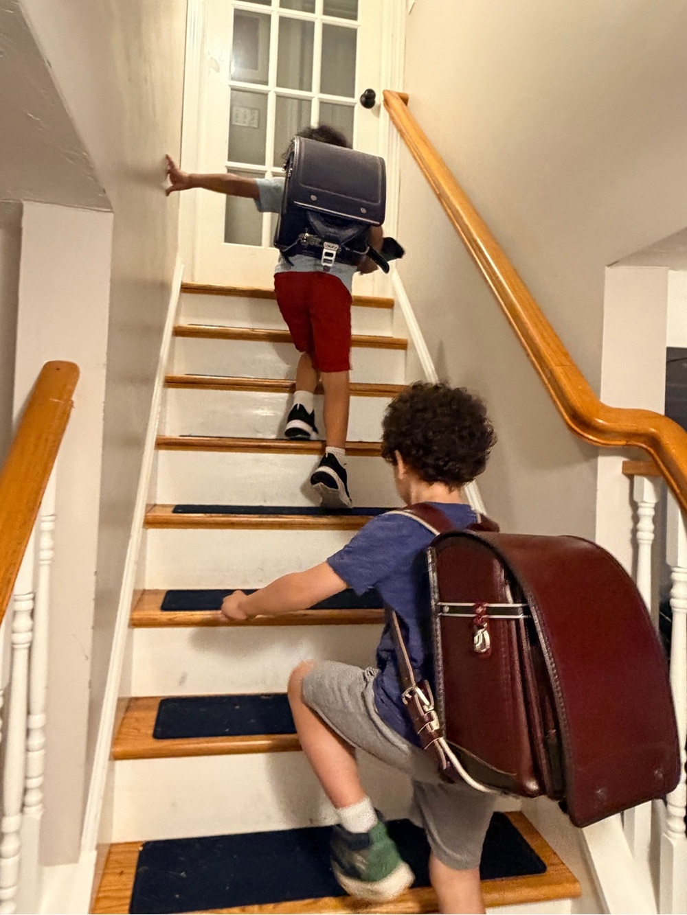 Randoseru Children’s Burgundy School Backpack - Classic Structured Satchel - Picture 3 of 4